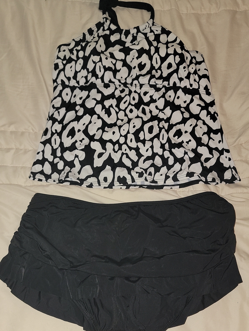 Black & White Printed Tankini Bikini Set - Classic Two-Piece Swim